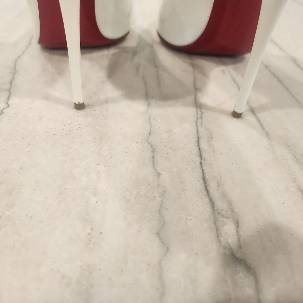 Christian louboutin 100mm Hot Chick 40 1/2 - Picture 5 of 16